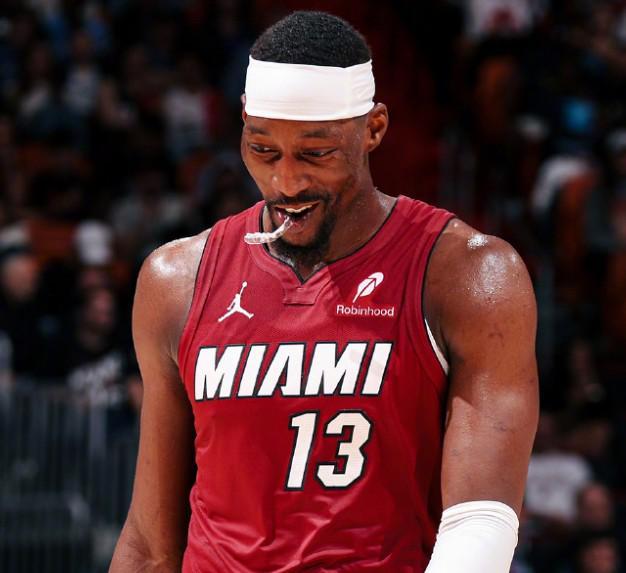 江南体育下载-杨毅：阿德巴约得83分，只能说这个时代NBA的数据掺多少水了